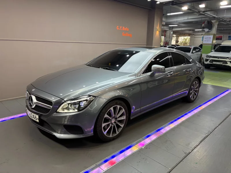 Mercedes-Benz CLS-Class