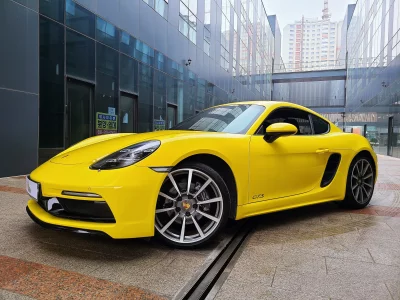 Porsche CAYMAN