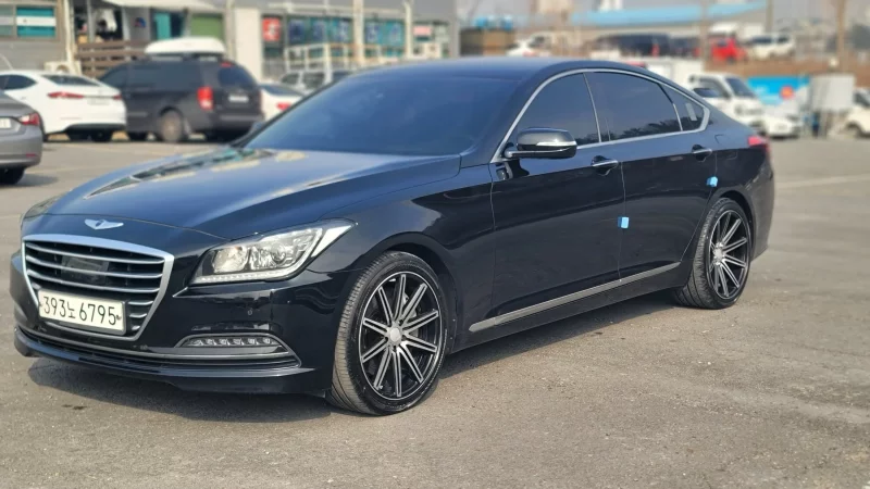 Hyundai Genesis