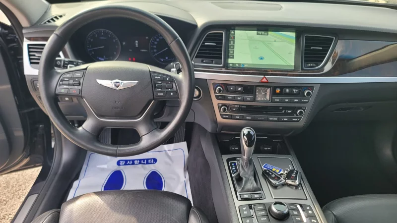 Hyundai Genesis