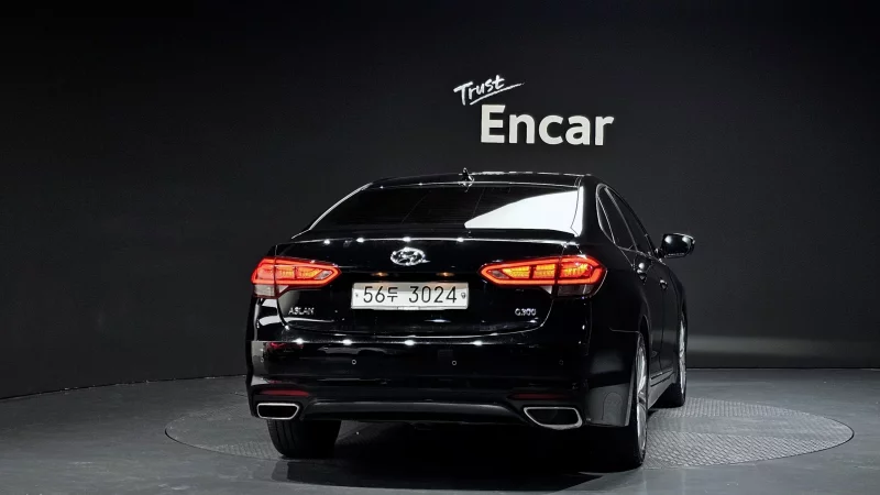 Hyundai Aslan