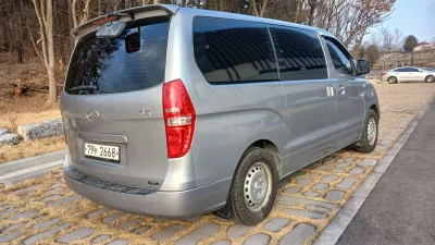 Hyundai Starex