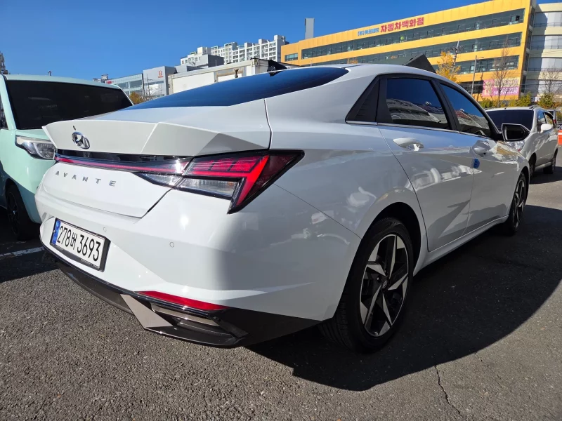 Hyundai AVANTE