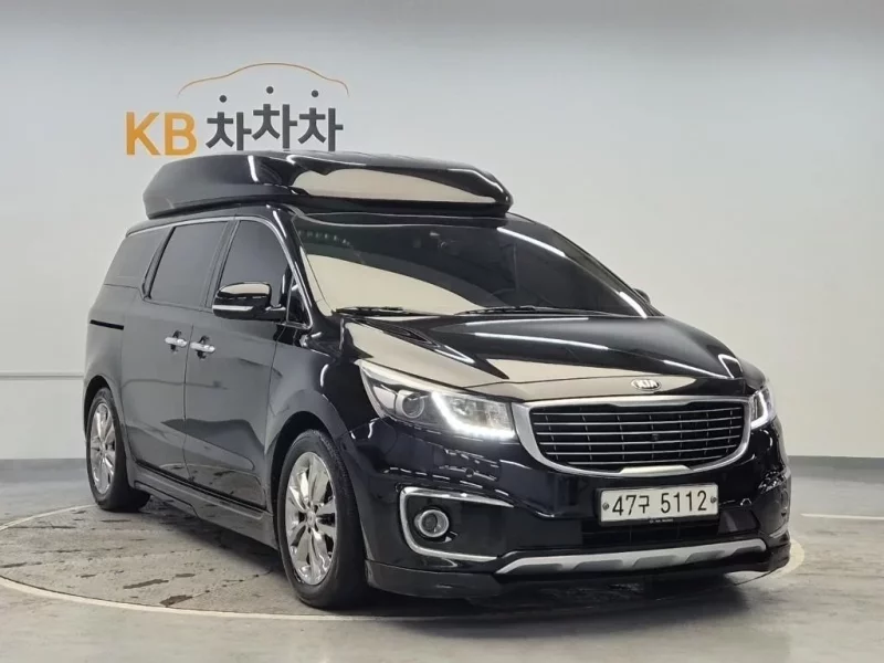Kia Carnival