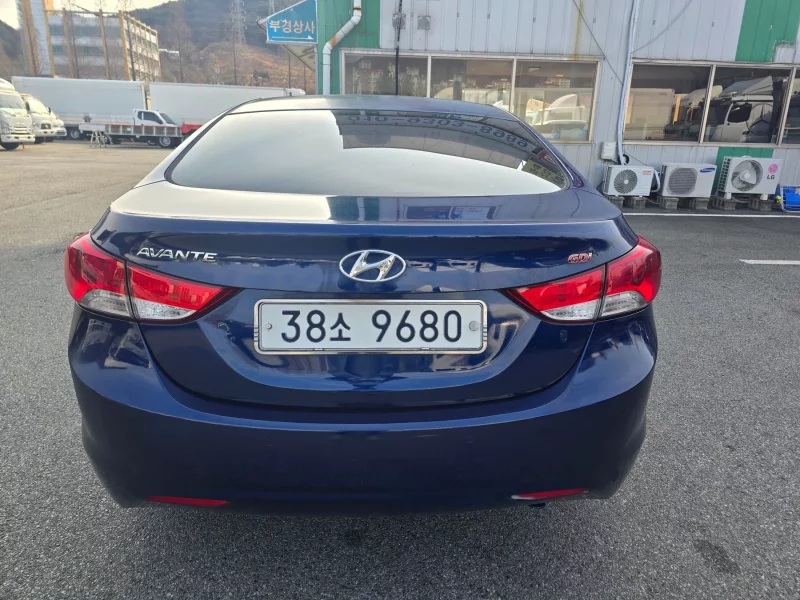 Hyundai AVANTE