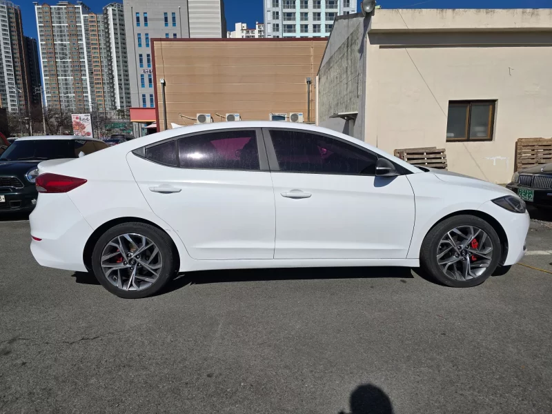 Hyundai AVANTE