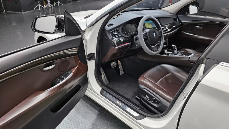 BMW 5-Series Gran Turismo