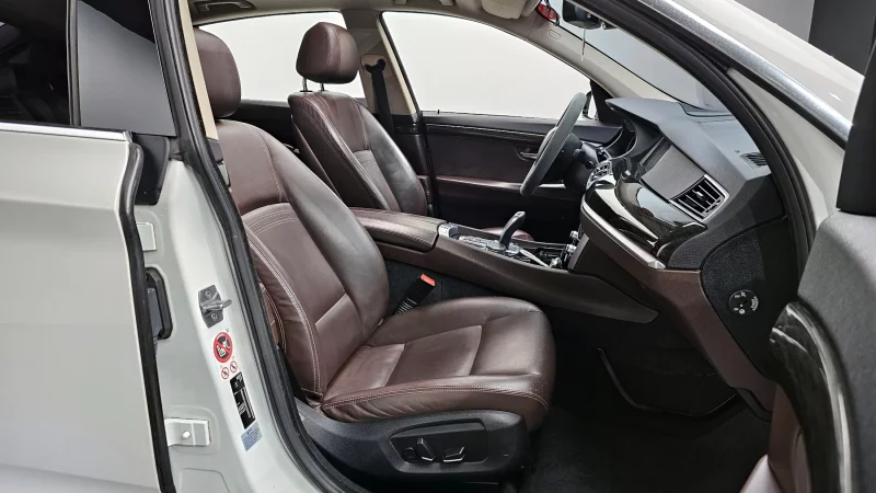 BMW 5-Series Gran Turismo