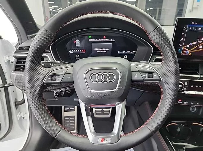 Audi S4