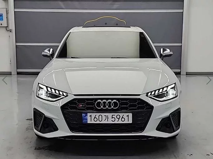 Audi S4