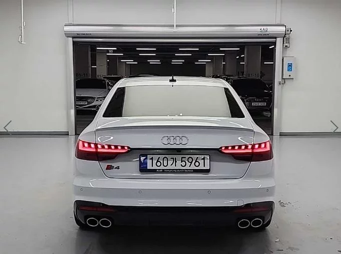 Audi S4