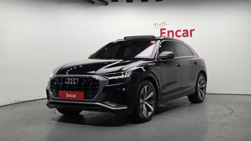 Audi Q8