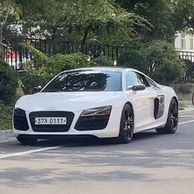 Audi R8