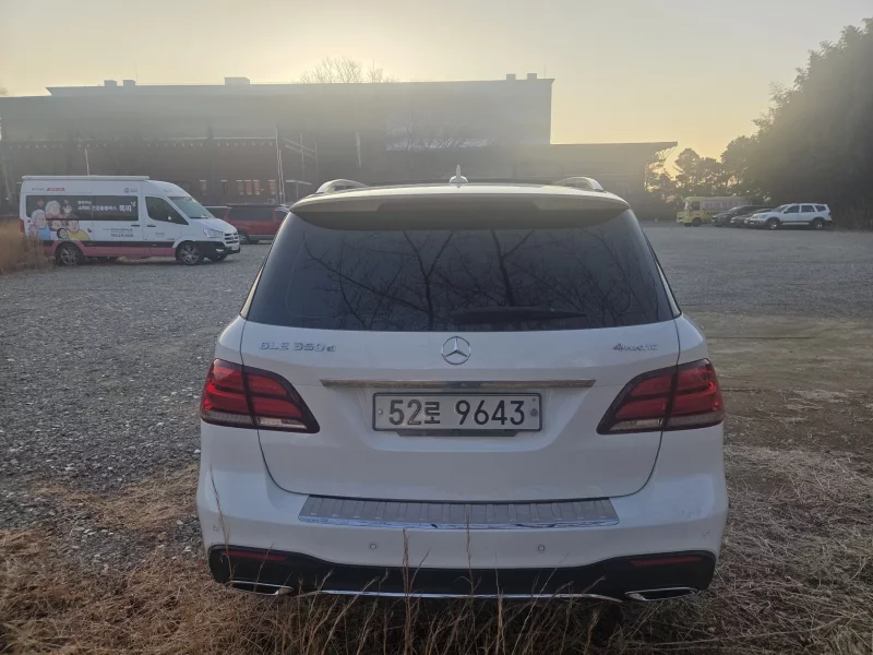 Mercedes-Benz GLE-Class