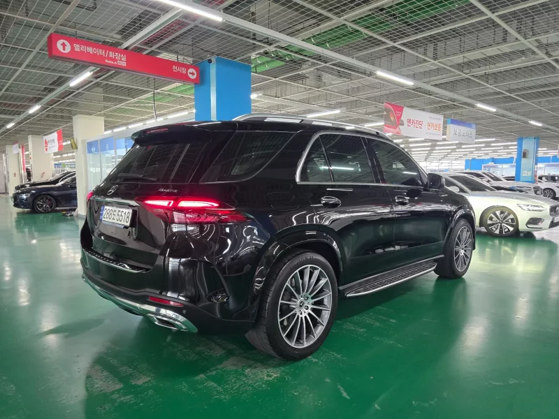 Mercedes-Benz GLE-Class