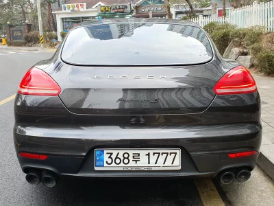 Porsche PANAMERA