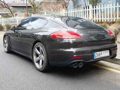 Porsche PANAMERA