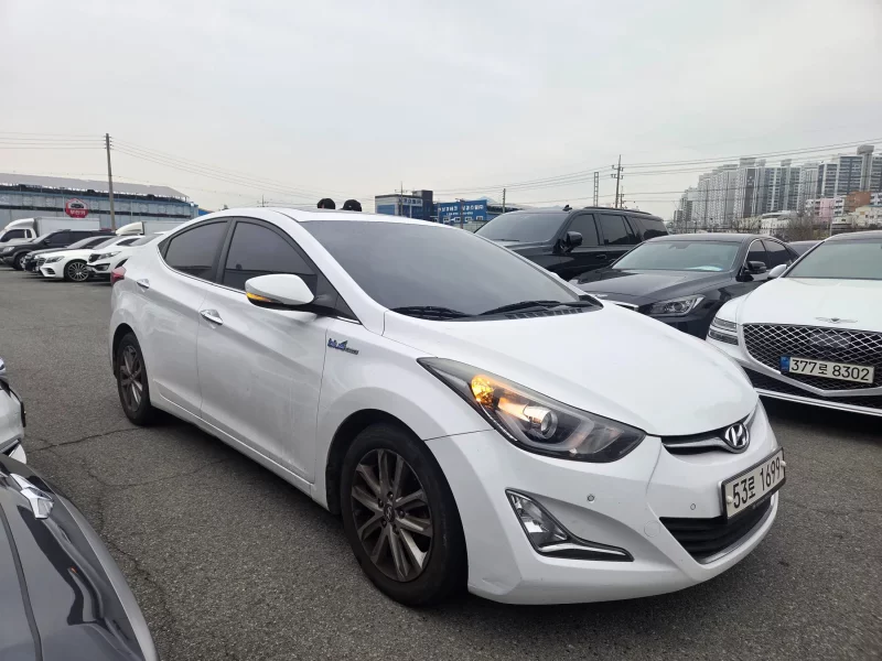 Hyundai AVANTE