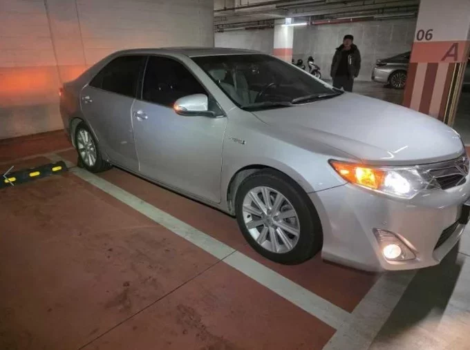 Toyota CAMRY