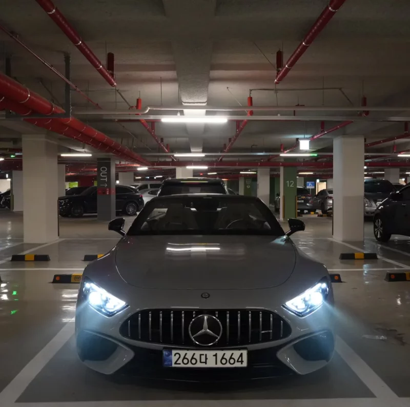 Mercedes-Benz SL-Class