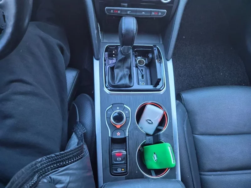 Renault SM6