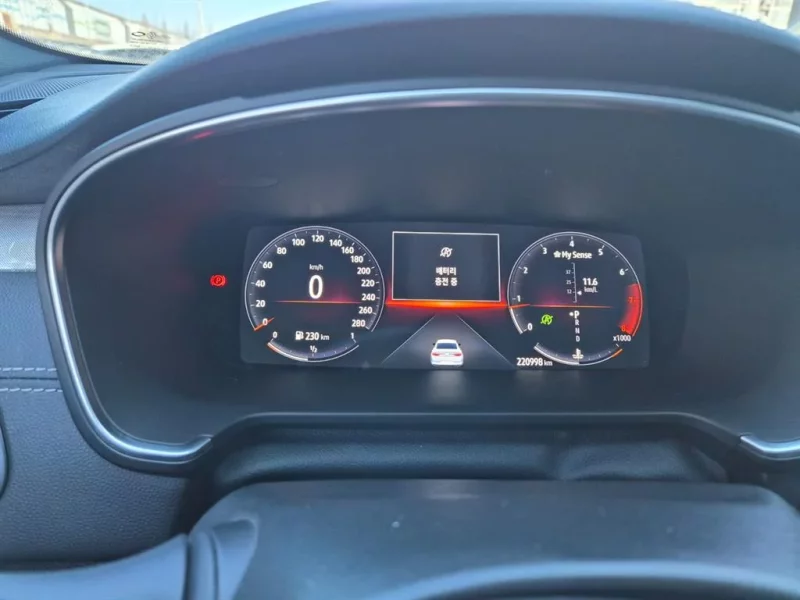 Renault SM6