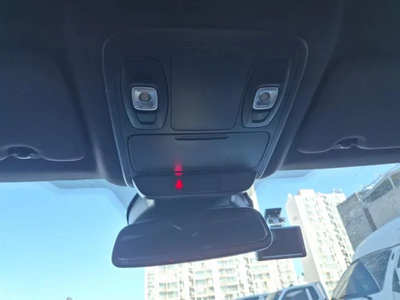 Renault SM6