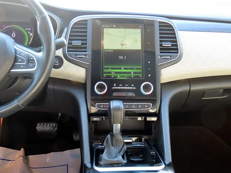 Renault Samsung SM6
