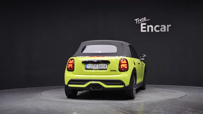 MINI Cooper Convertible