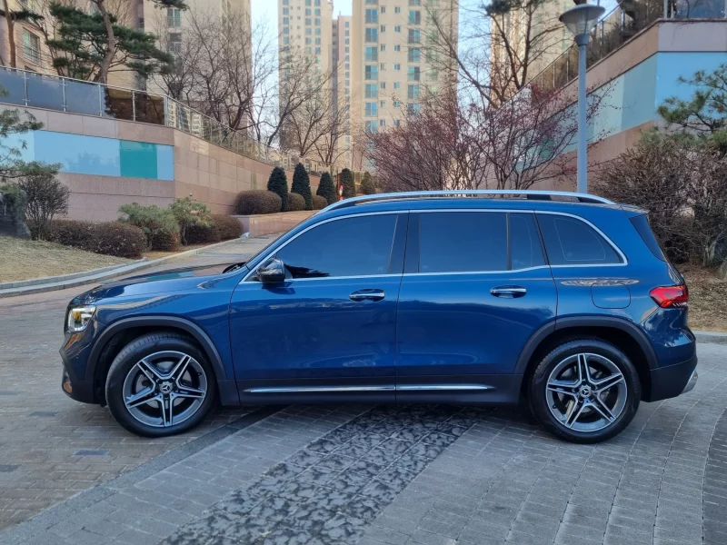 Mercedes-Benz GLB-Class