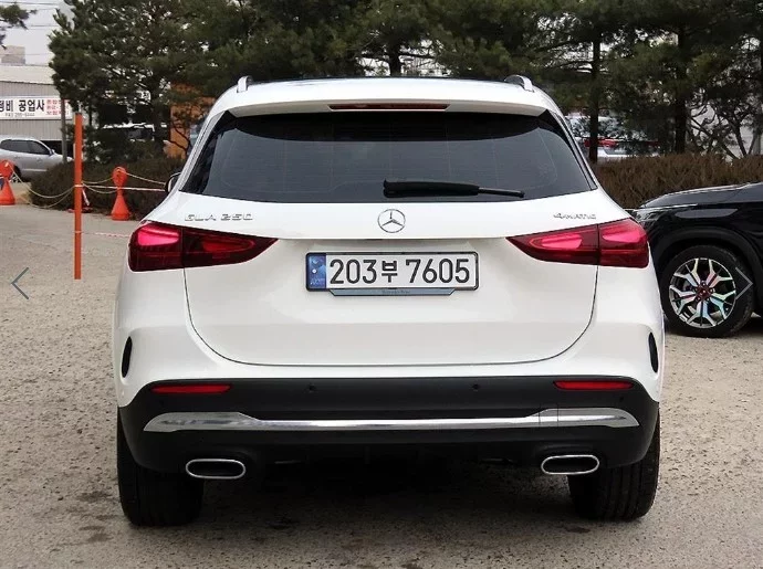 Mercedes-Benz GLA-Class