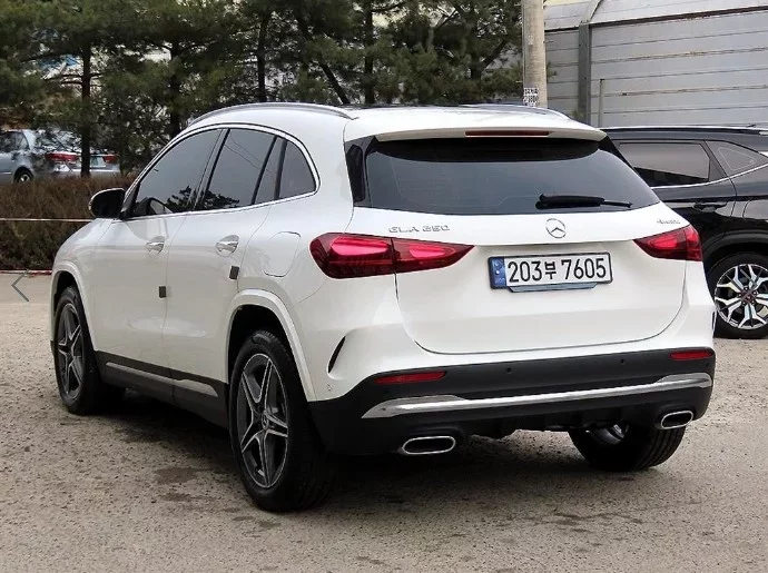 Mercedes-Benz GLA-Class