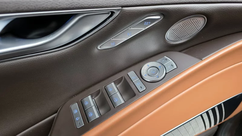 Genesis Electrified G80