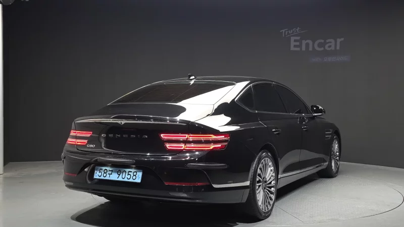 Genesis Electrified G80