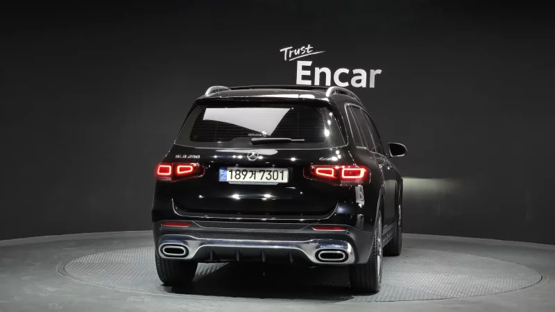 Mercedes-Benz GLB-Class