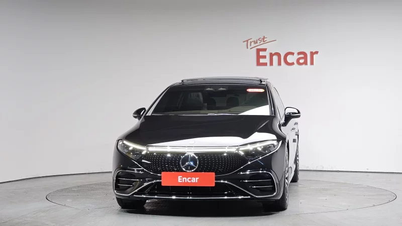 Mercedes-Benz EQS