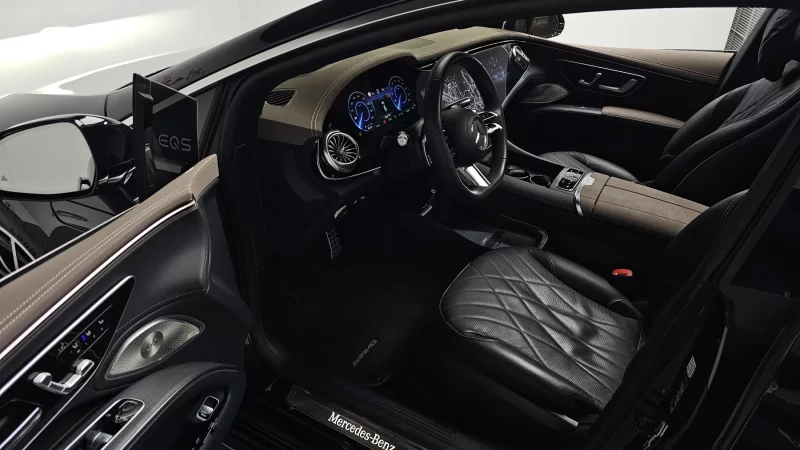 Mercedes-Benz EQS