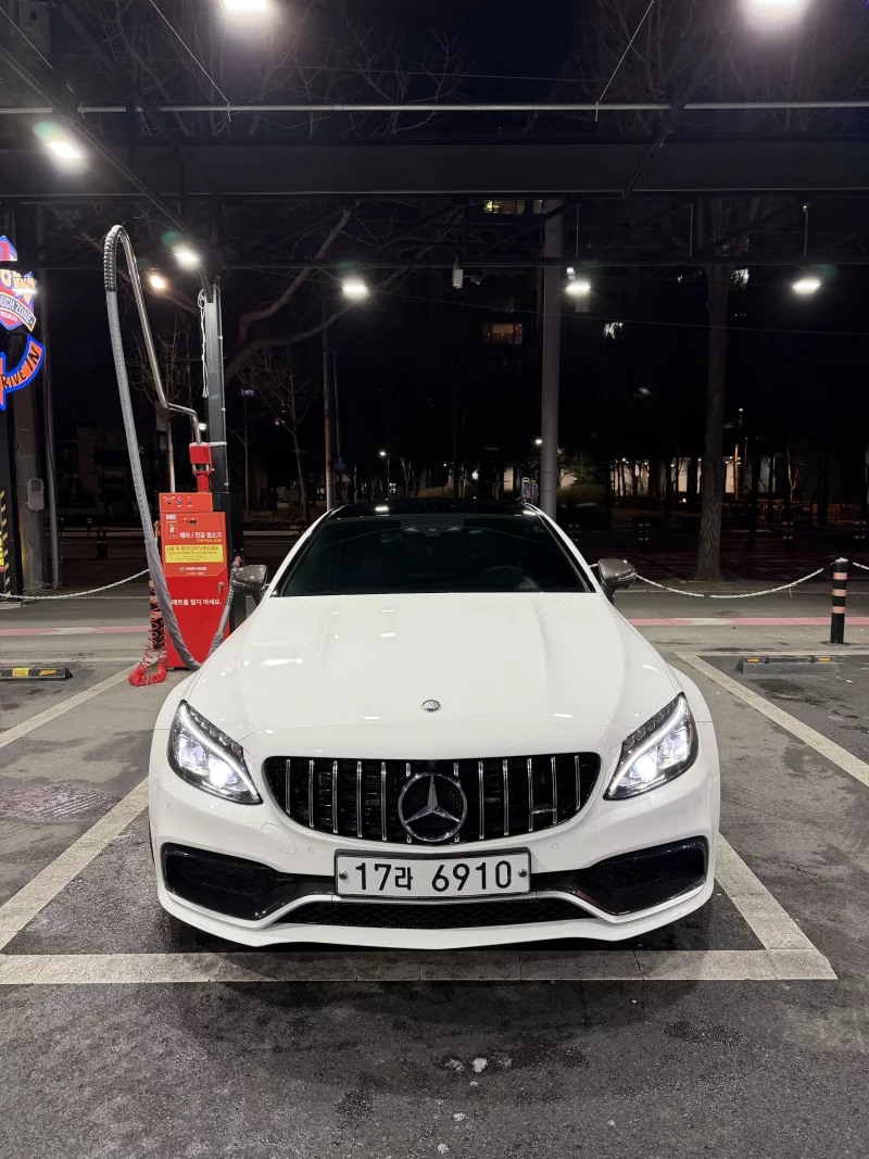 Mercedes-Benz C-Class