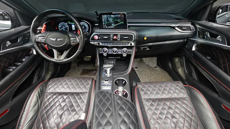 Genesis G70