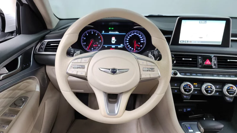 Genesis G70