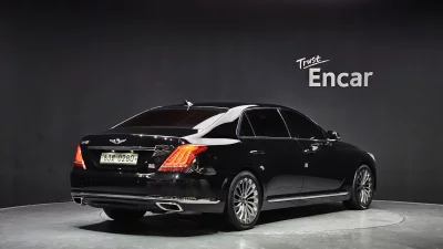 Genesis EQ900