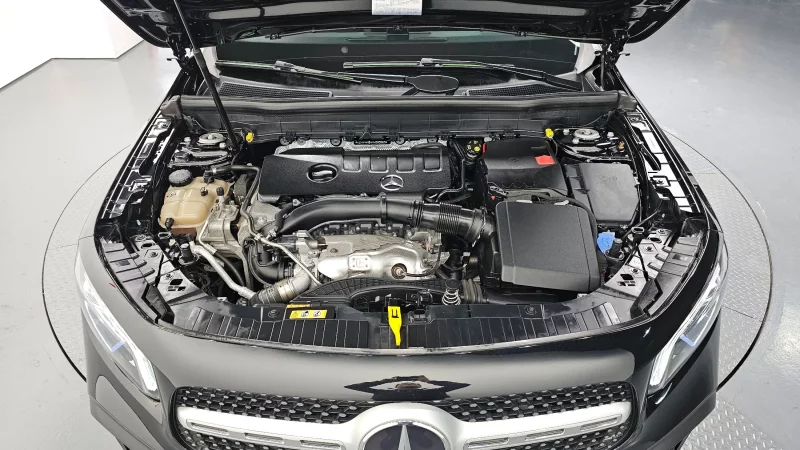 Mercedes-Benz GLB-Class