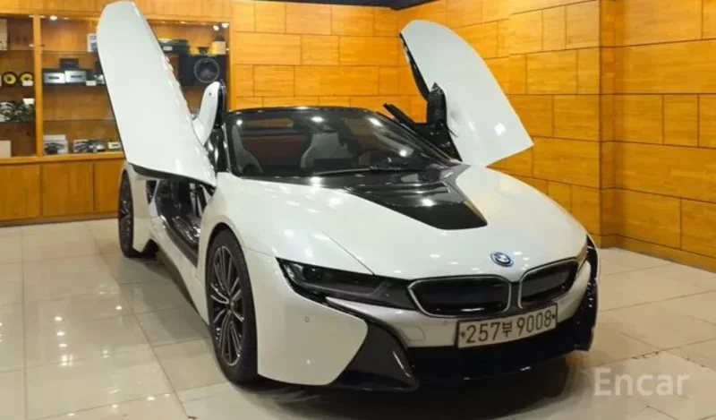 BMW i8