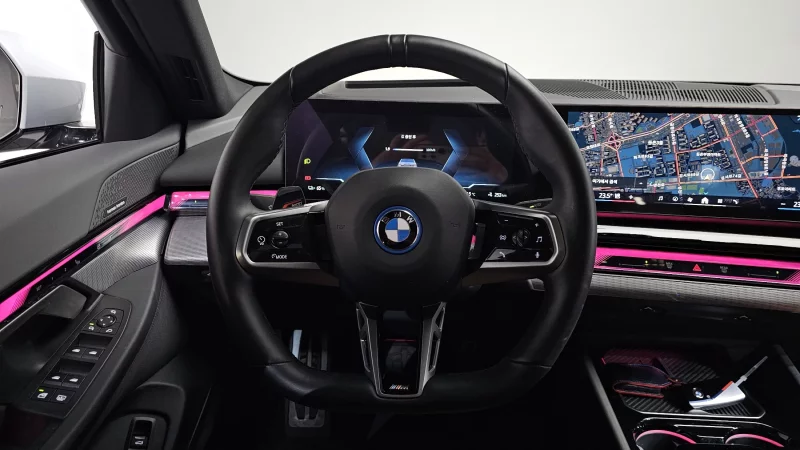 BMW i5