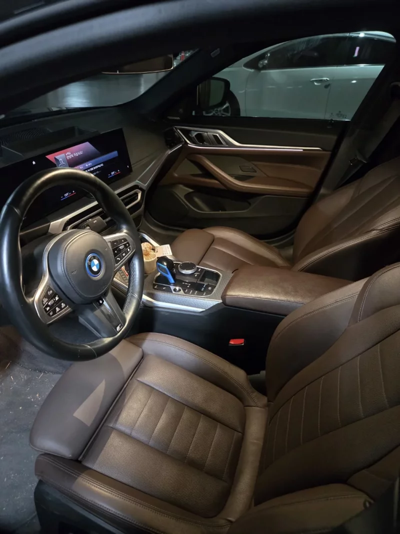 BMW i4