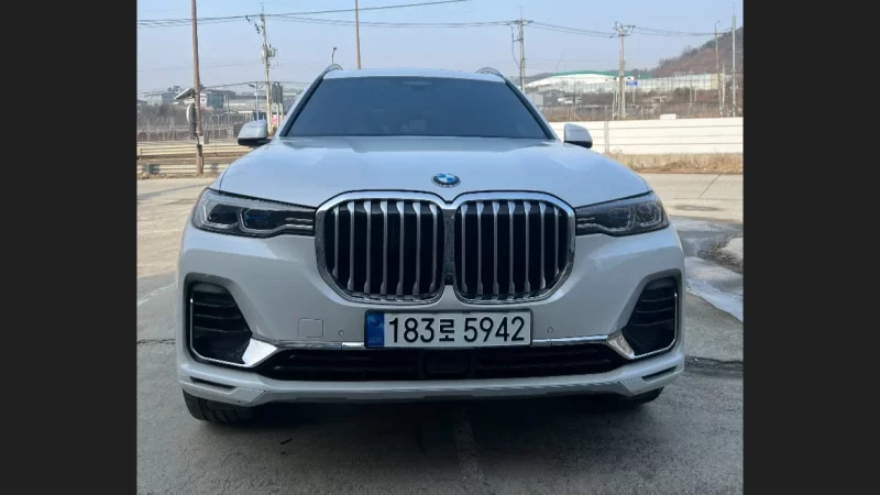 BMW X7