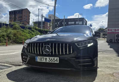 Mercedes-Benz CLS-Class