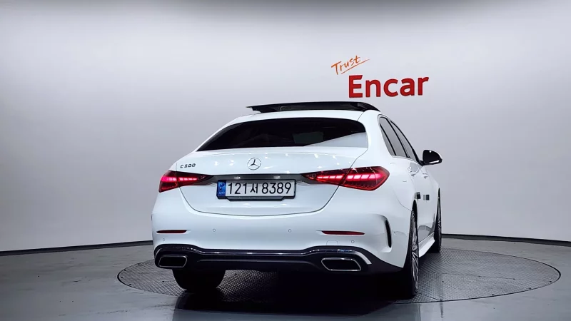 Mercedes-Benz C-Class