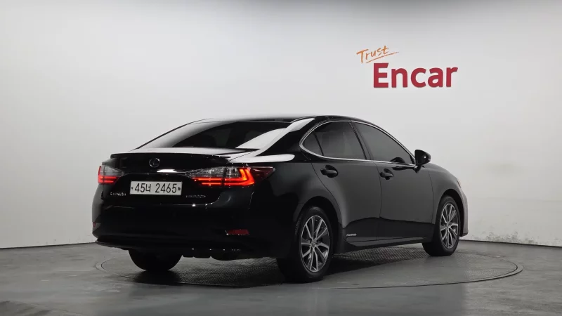 Lexus ES300h