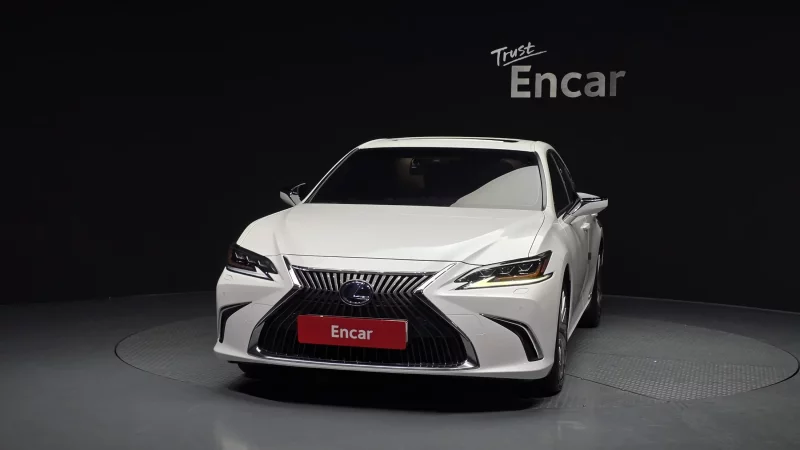 Lexus ES300h